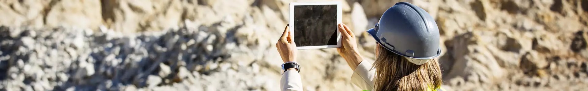 Mine worker with tablet