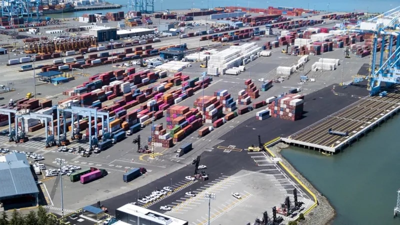 Husky terminal