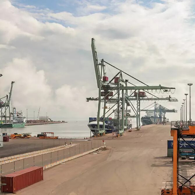 Private LTE for Port 4.0 digital transformation